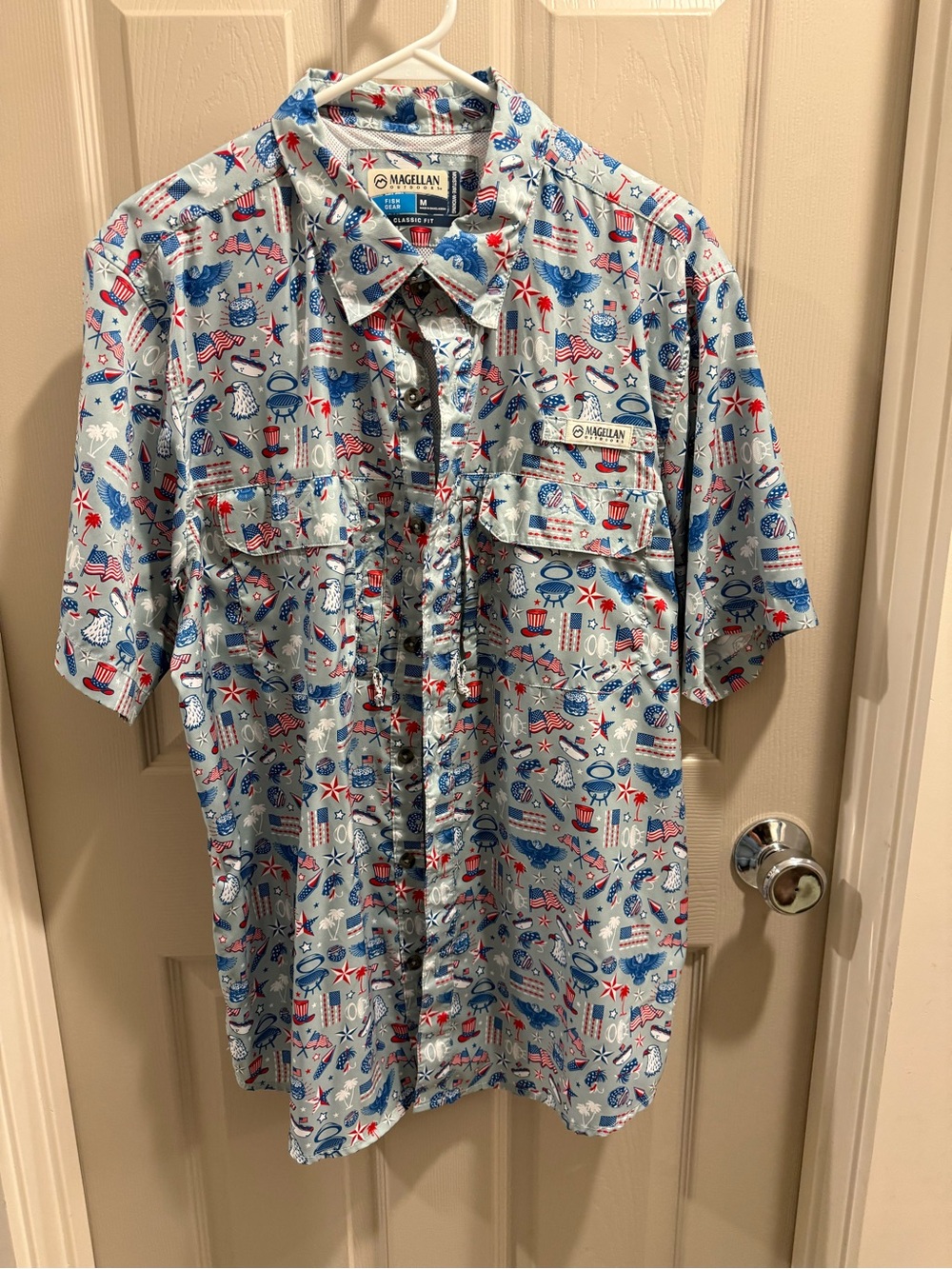 Magellan Outdoors Men’s Short-Sleeve Patriotic Print Shirt - Light Gray/Blue